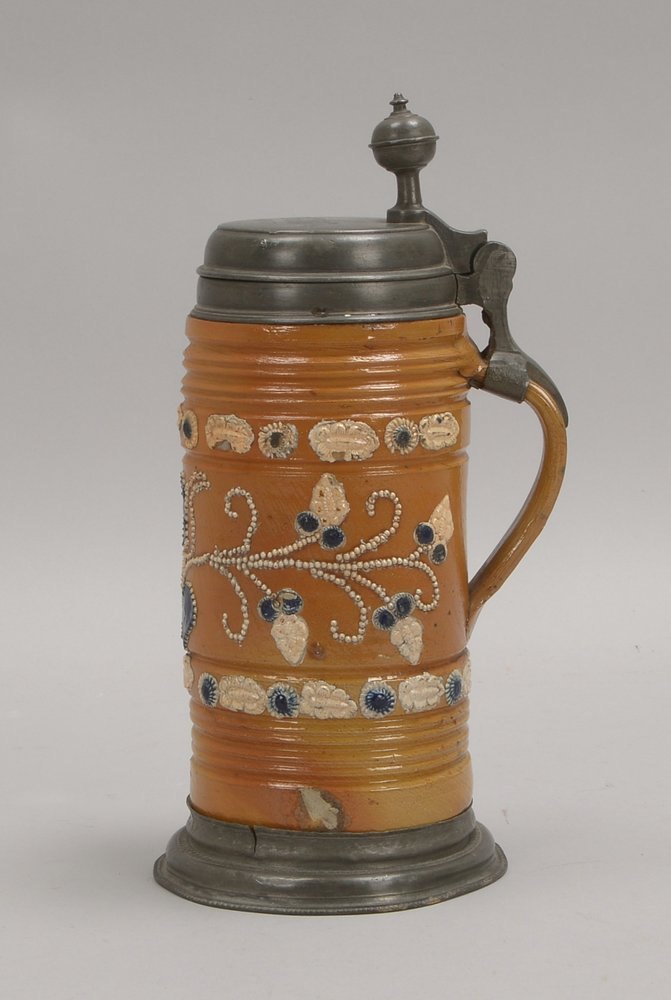 Altenburger Perlhumpen, Steinzeug mit Salzglasur, im Zinndeckel monogr./dat. '1767'