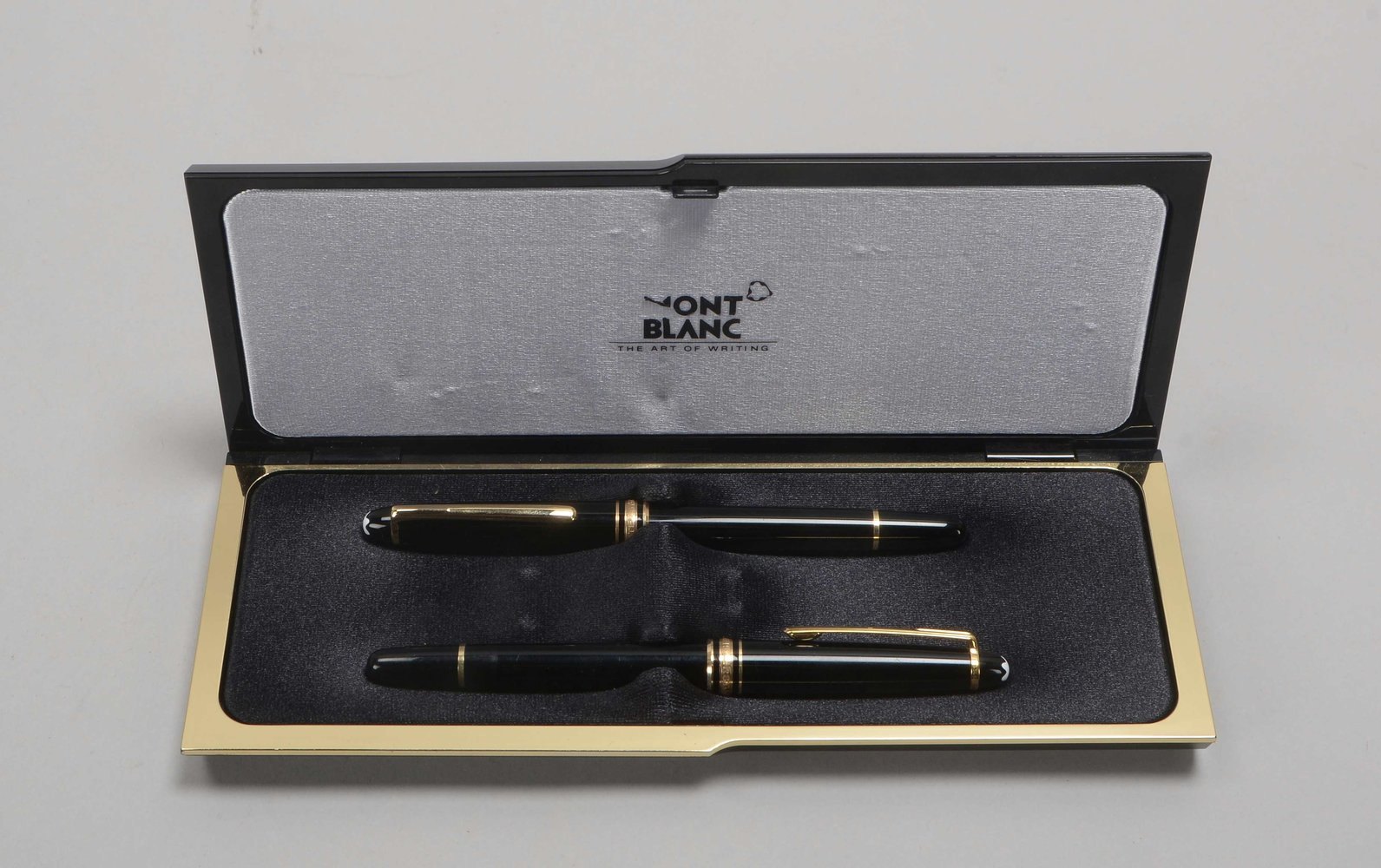 Montblanc 'Meisterstück'-Füllfederhalter und Kugelschreiber, in orig. Montblanc-Etui