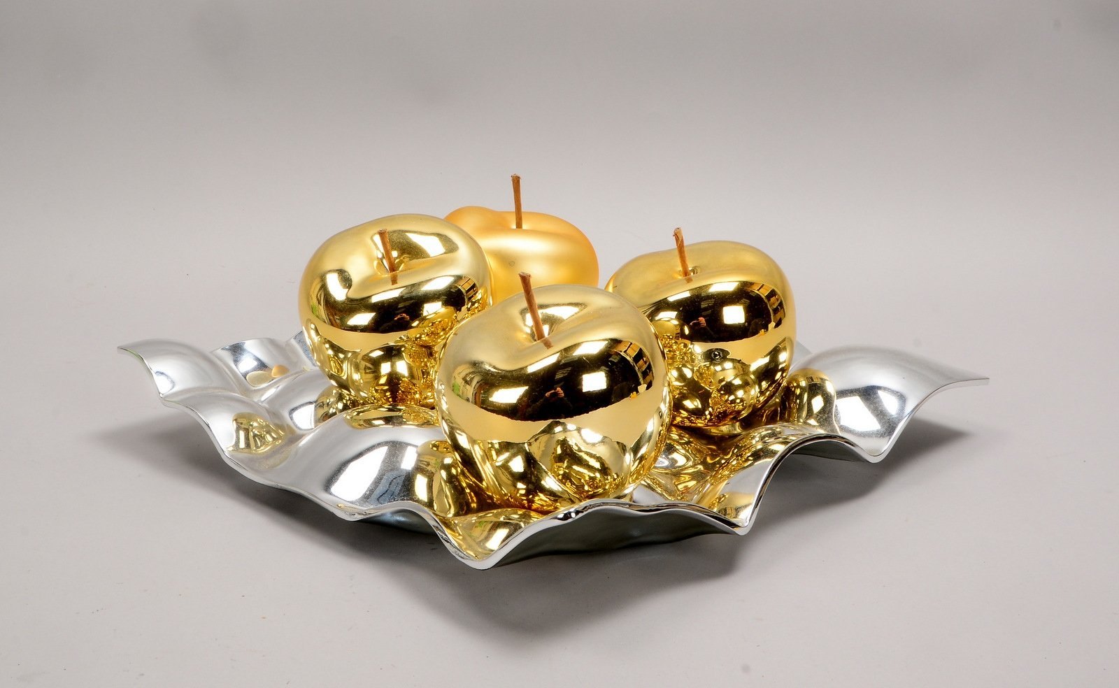 Leonardo, gr. weihnachtl. Tischdekoration, goldfarbenes Glas/matt und glänzend, 5-tlg.