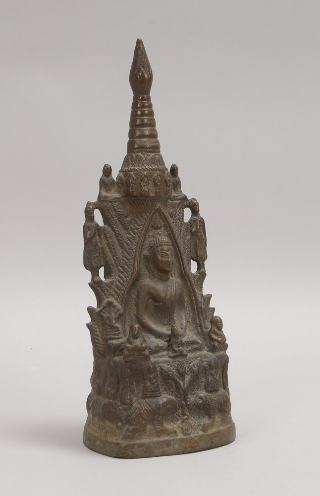 Bronzeskulptur (Indien), 'Buddha', Hohlguss-Figur mit Steinfüllung; Höhe 31 cm