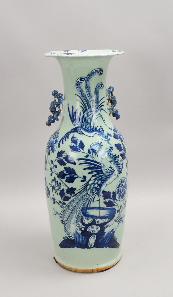 Vase, ovoider Korpus, Unterglasurmalerei in Blau, 2x Handhaben; Höhe 59 cm