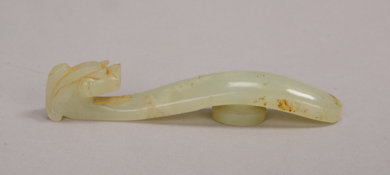 Gürtelschnalle (China), Jade - aus Sammlungsauflösung
