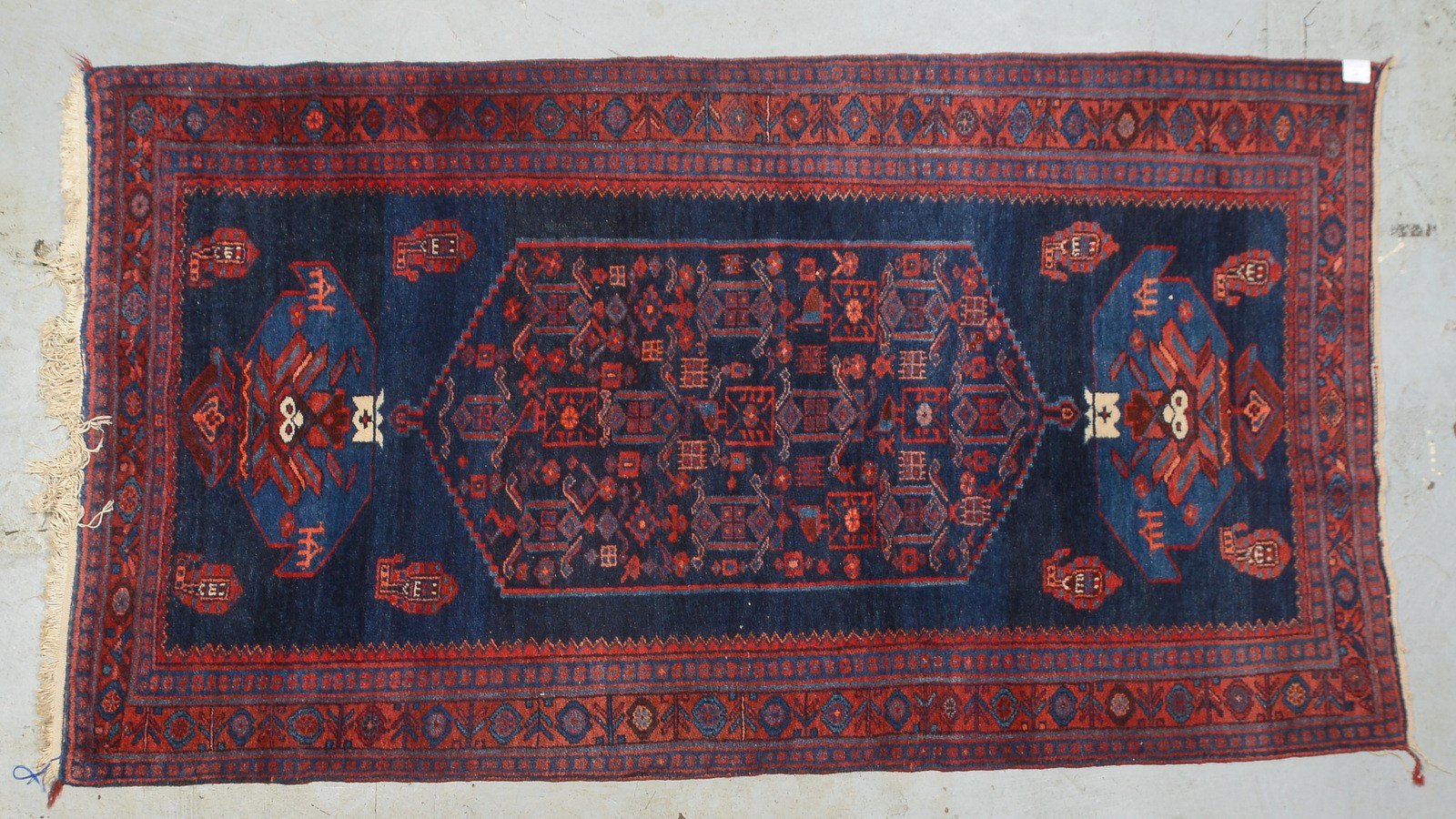 Orientteppich (Sare-Gebiet), feste Kn., hochflorig - in gutem Zustand; Maße 245 x 136 cm