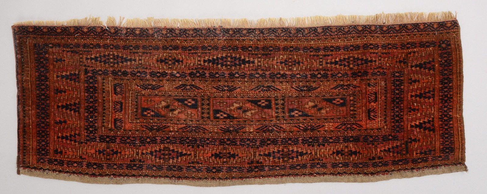 Antiker Torba (Turkmenistan, um 1900), Maße 100 x 35 cm