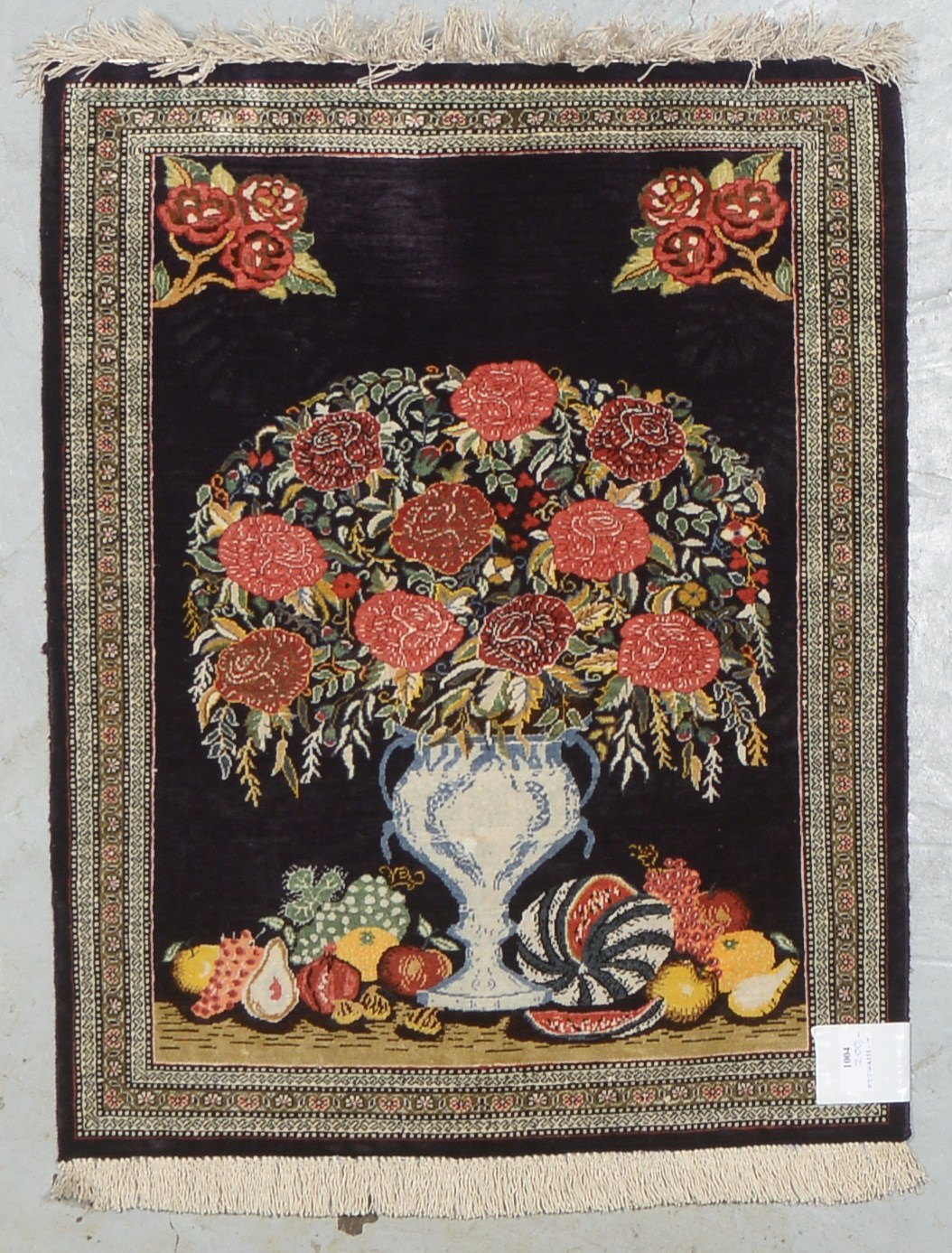 Bilderteppich, Seide auf Seide, sehr feine Kn., 1 Mio. Kn./qm, 'Blumen-/Früchtestillleben'