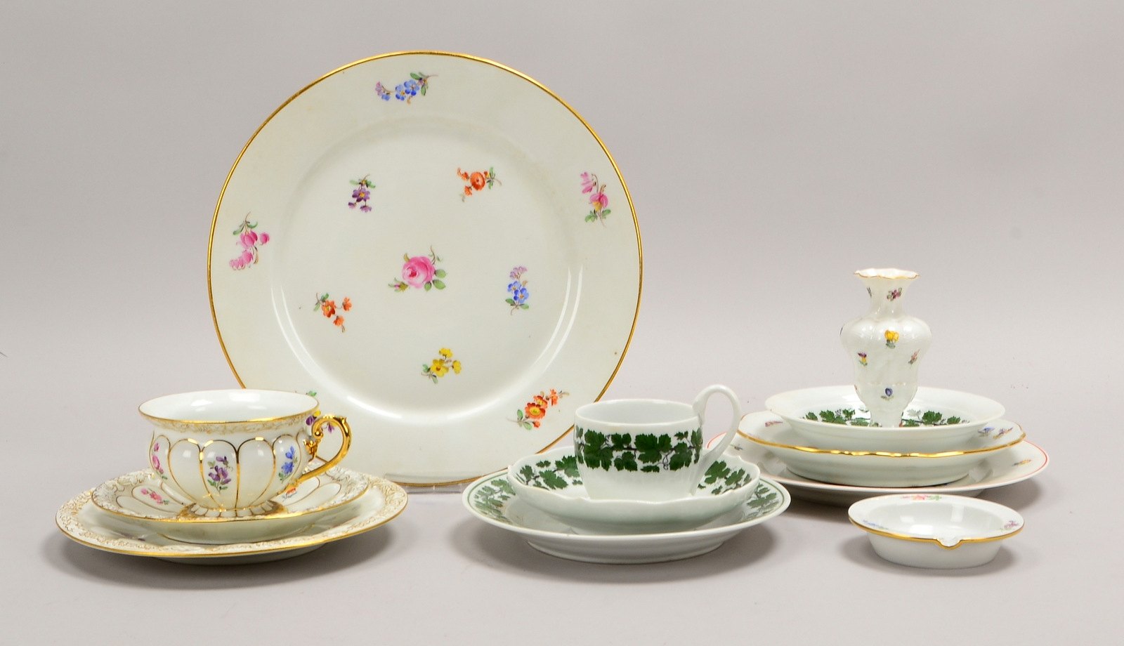 Tischporz.-Konvolut, Nymphenburg und Meissen/u.a. Gedeck, Form 'X'