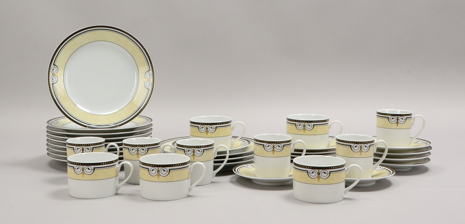 Rosenthal, Frühstücks-/Kaffeeporzellan, Form 'Renaissance', Dekor 'Ferrara', für 6 Pers.