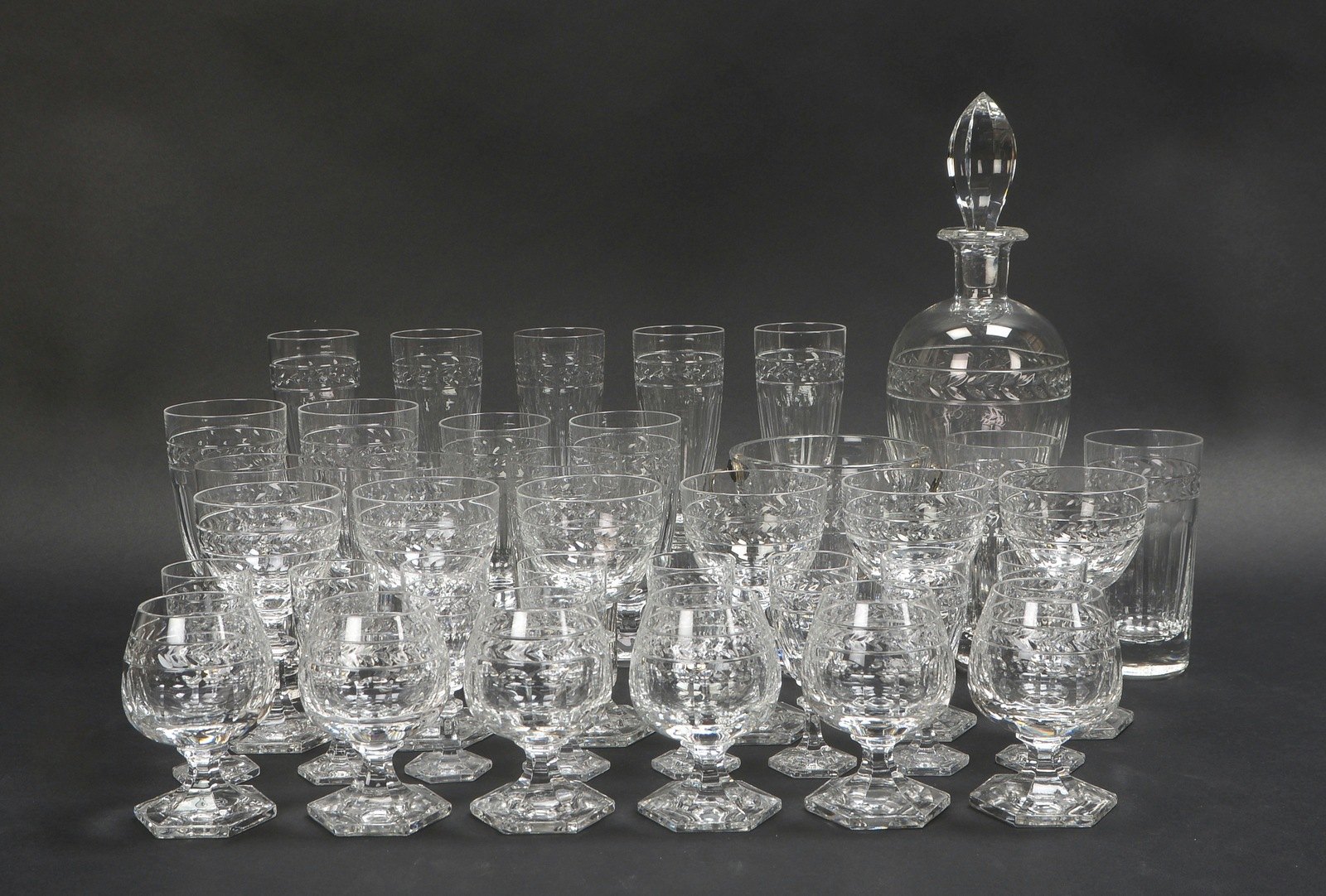 Villeroy & Boch, Trinkgläser-Konvolut (Serie 'Désiré'), versch. Sätze und Ausf., 36-tlg.