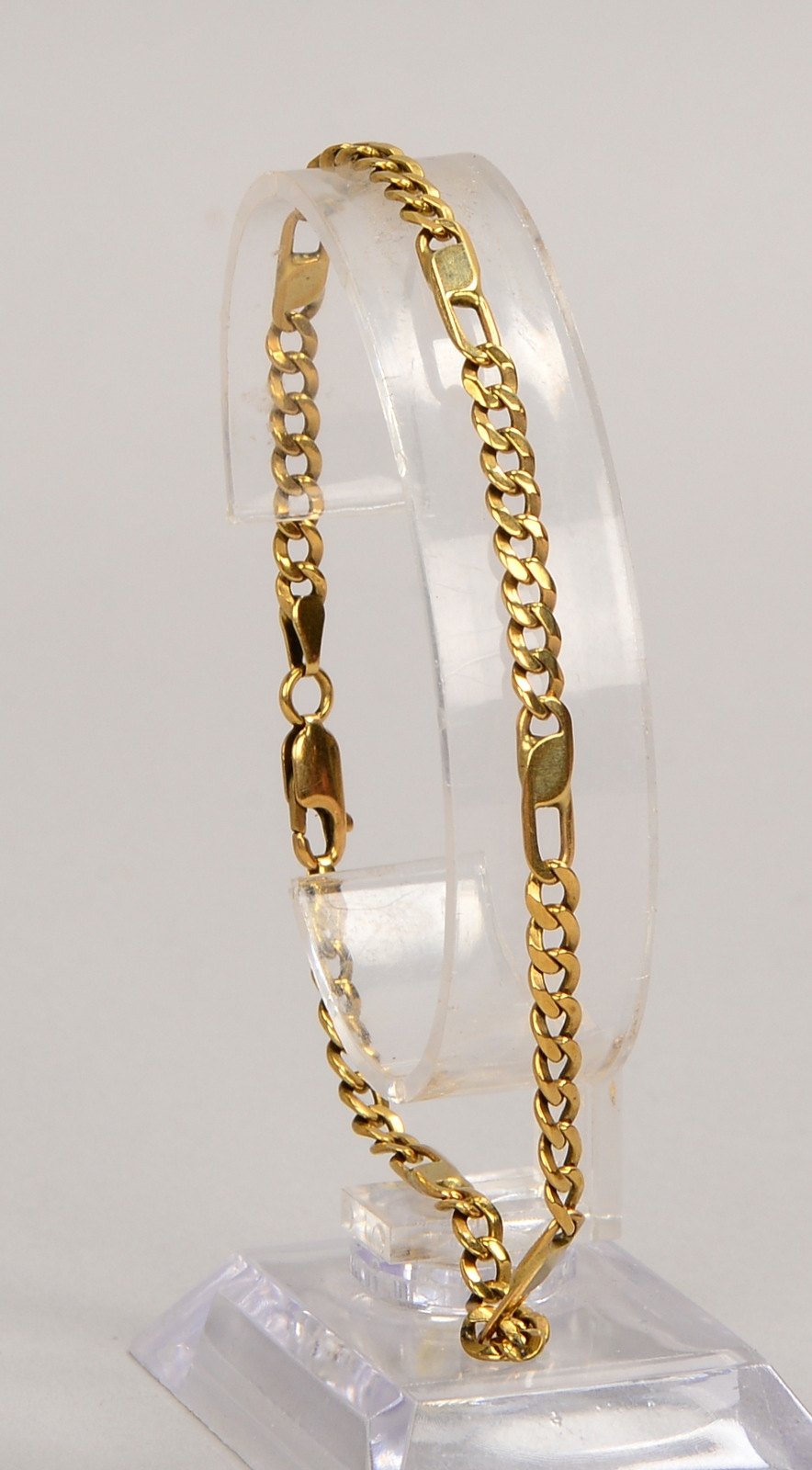 Panzerarmband, 333 GG (gest.), flache Glieder, mit Karabinerschließe; Gew. 6,10 g