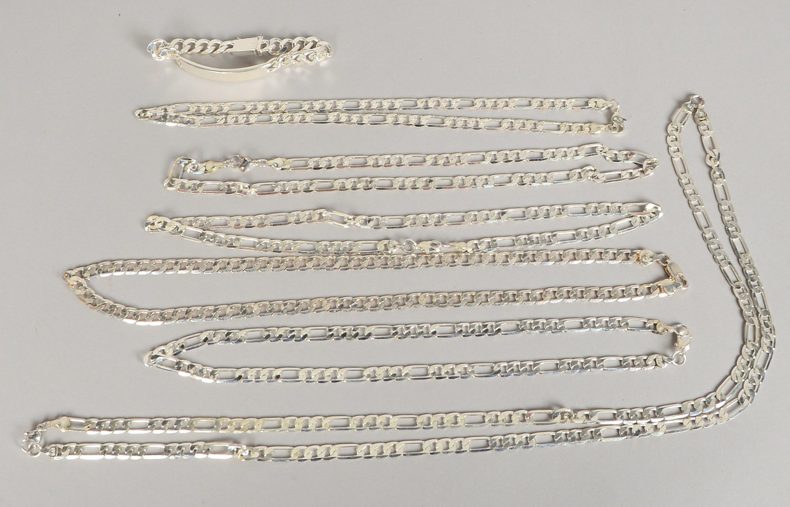 Silberschmuck, 925 Sterlingsilber, jeweils flache Panzerglieder: 6x Ketten/1 Armband
