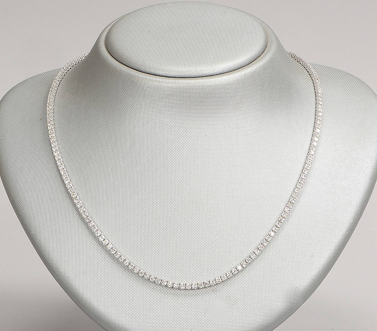 Tenniscollier, 750 WG (gest.), mit 175x Brill./zus. ca. 6,95 ct, Farbe Weiß - 'Vsi'; Gew. 21 g