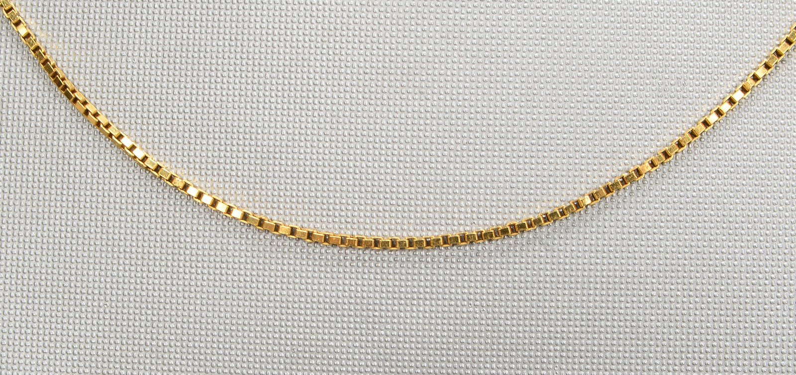 Halskette/Veneziakette, 750 GG (gest.), mit Federringschließe; Länge 40 cm, Gew. 4,30 g
