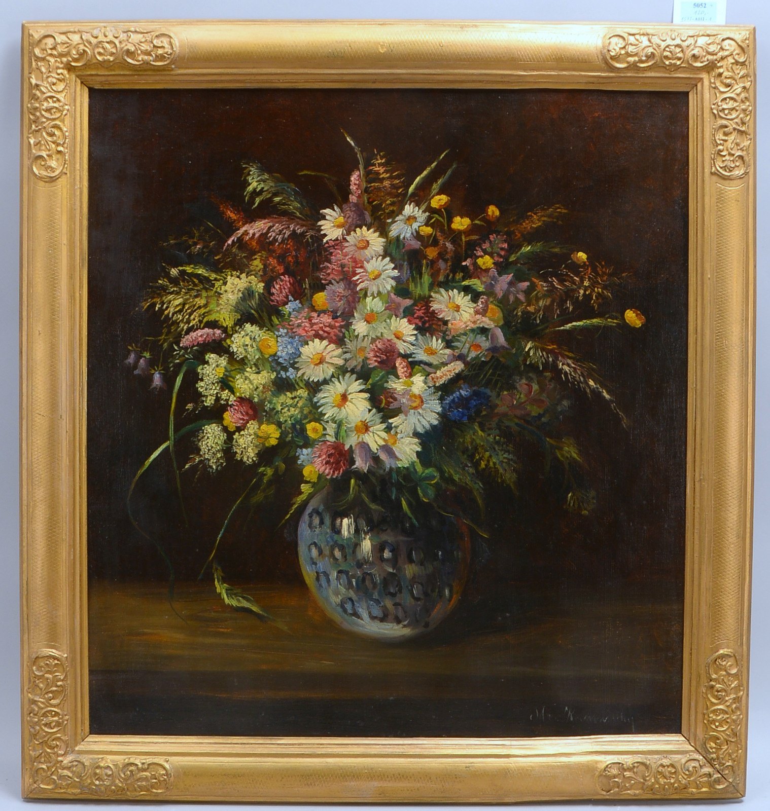 Gemälde, 'Blumen in Vase', unten rechts signiert; Rahmenmaße 81 x 76 cm