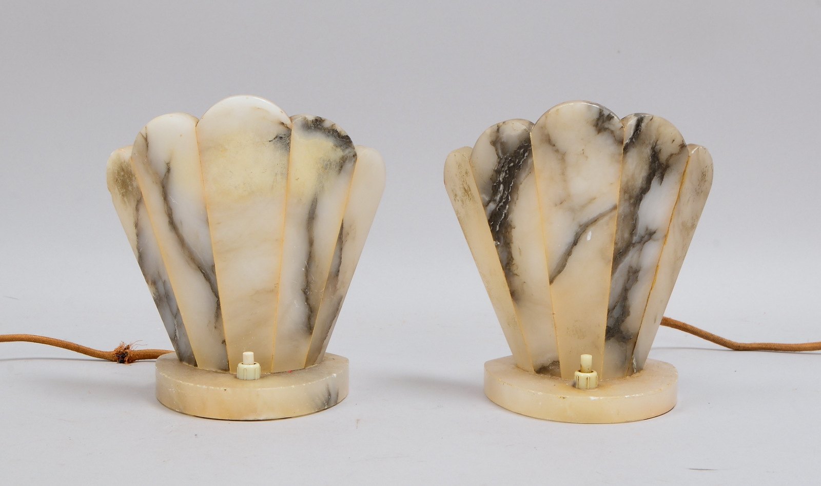 Paar Tischlampen (in Art déco-Ausf.), Alabaster und Marmor - Fkt. nicht geprüft!