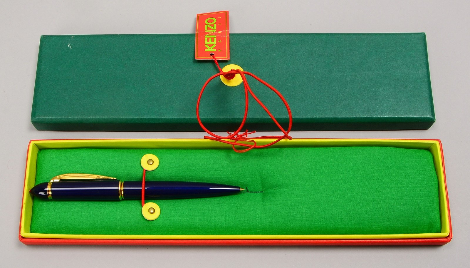Kugelschreiber/Rollerball, Kenzo/Paris, dkl.-blaues Gehäuse, guter Zust., in orig. Box