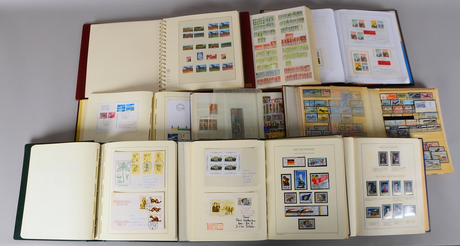 Briefmarken: dickes Album 'Schweiz', 'DK', 'Kirchenstaat', 'Ungarn', 'USA', 'Berlin', Flugmot.