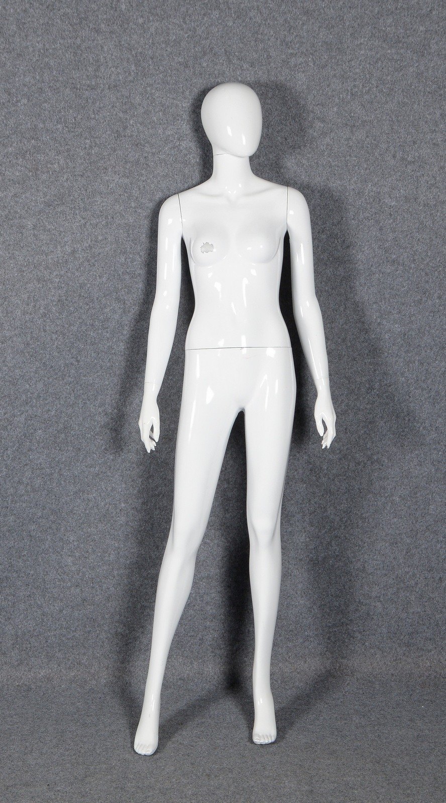 Schaufensterpuppe, Kunststoff/weißer Klavierlack, Körperteile steckbar; Höhe 180 cm