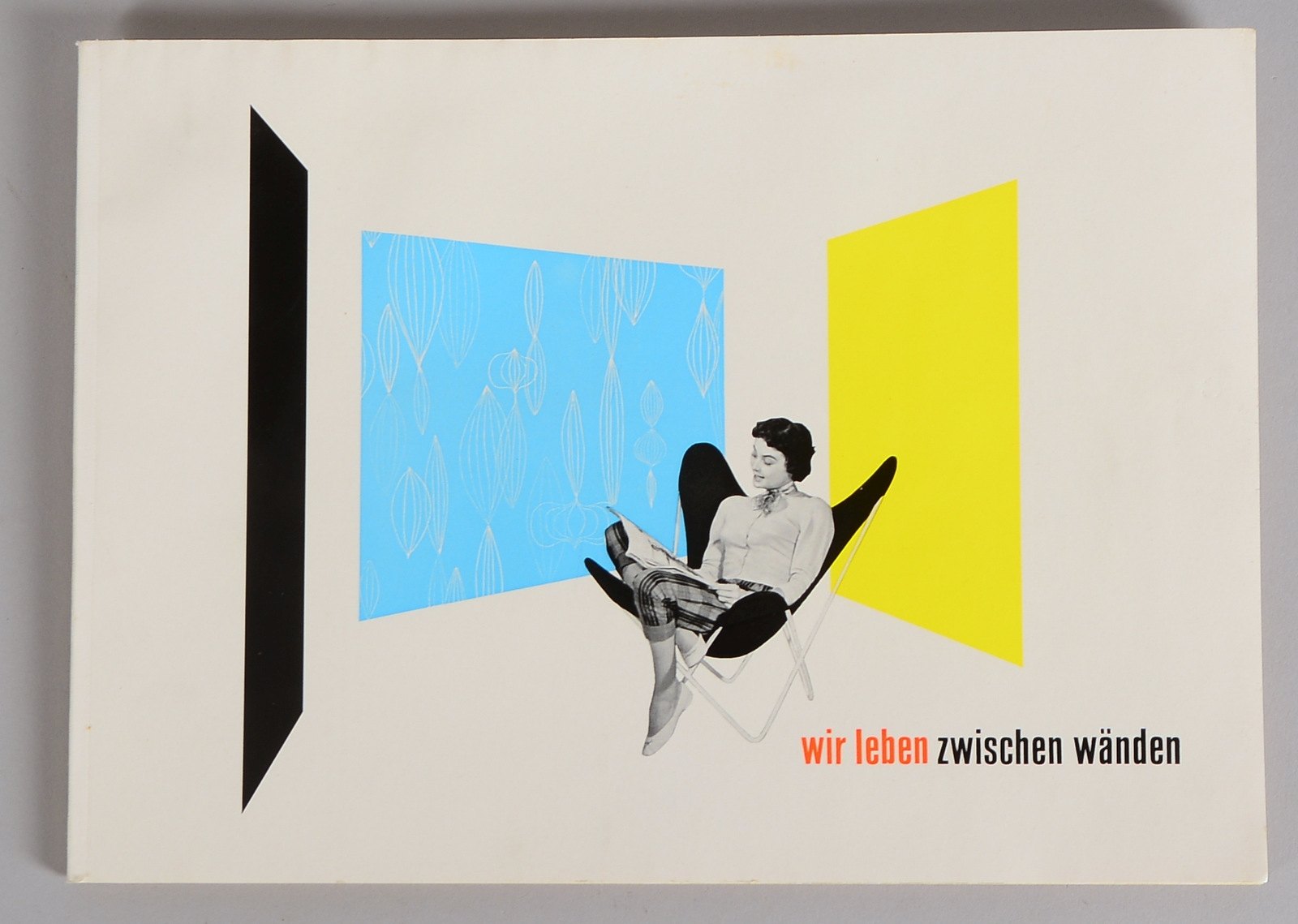 Gebr. Rasch, 'Wir leben zwischen Wänden' - orig. Tapetenmuster/Abb. von Künstler-Entw.