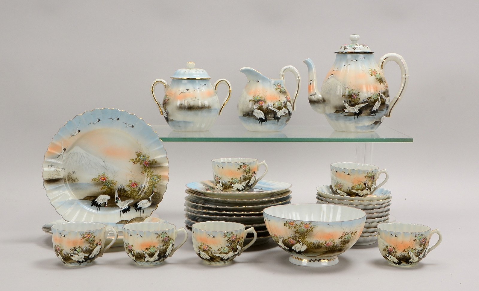 Teeservice (Japan), Dekor 'Störche in Landschaft', 30-teilig