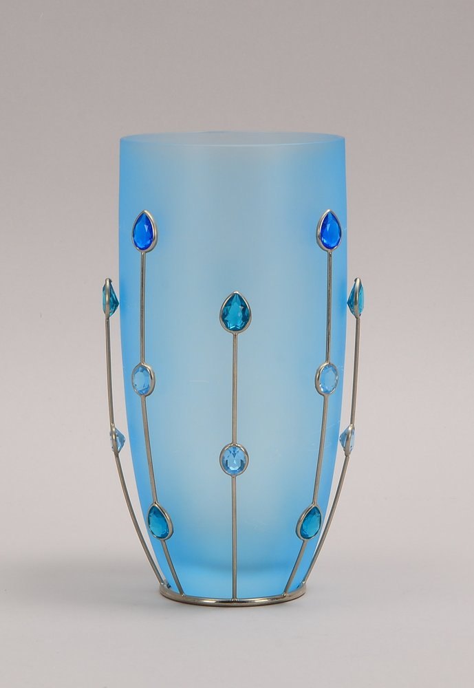 Swarovski-Tischvase, blaues matt. Glas, Metall-Montierung besetzt mit Kristallsteinen