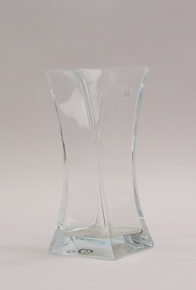 Fink/'... Living', Designer-Glasvase, leicht gedrehter Klarglas-Korpus; Höhe 25,3 cm