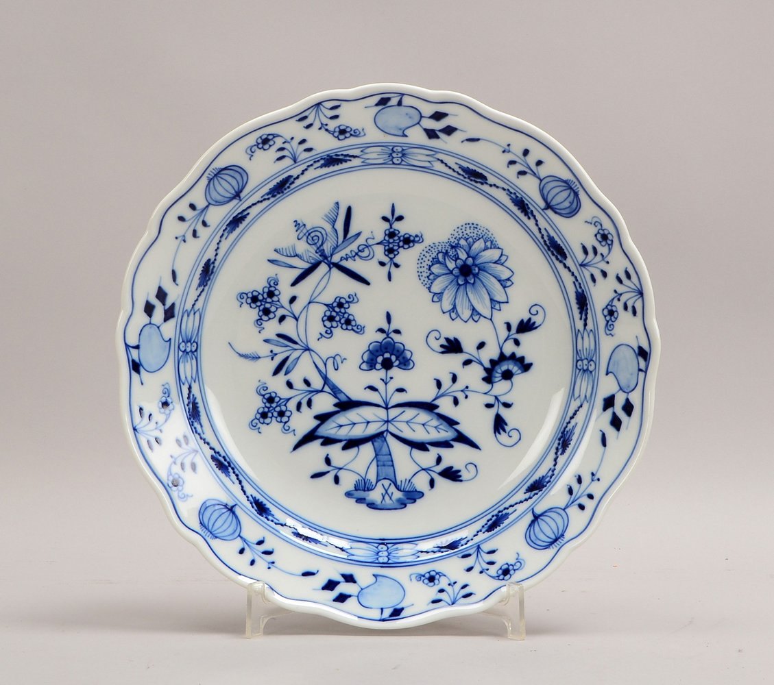 Meissen (I. Wahl), großer Servierteller, mit Zwiebelmuster; Durchmesser Ø 31 cm