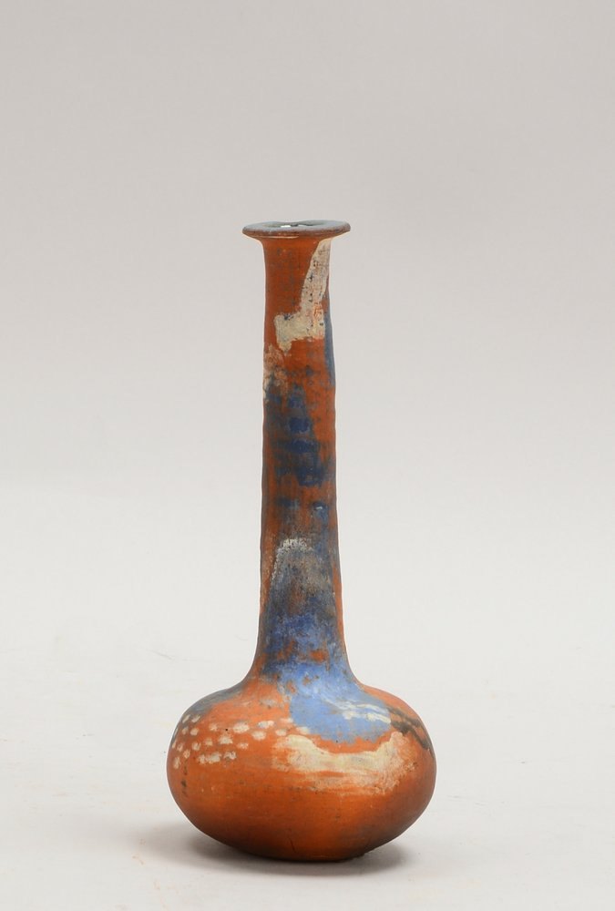 Ohler, Willy, Künstler-Keramik, Langhalsvase, unglasiert, im Boden sign.; Höhe 20,5 cm