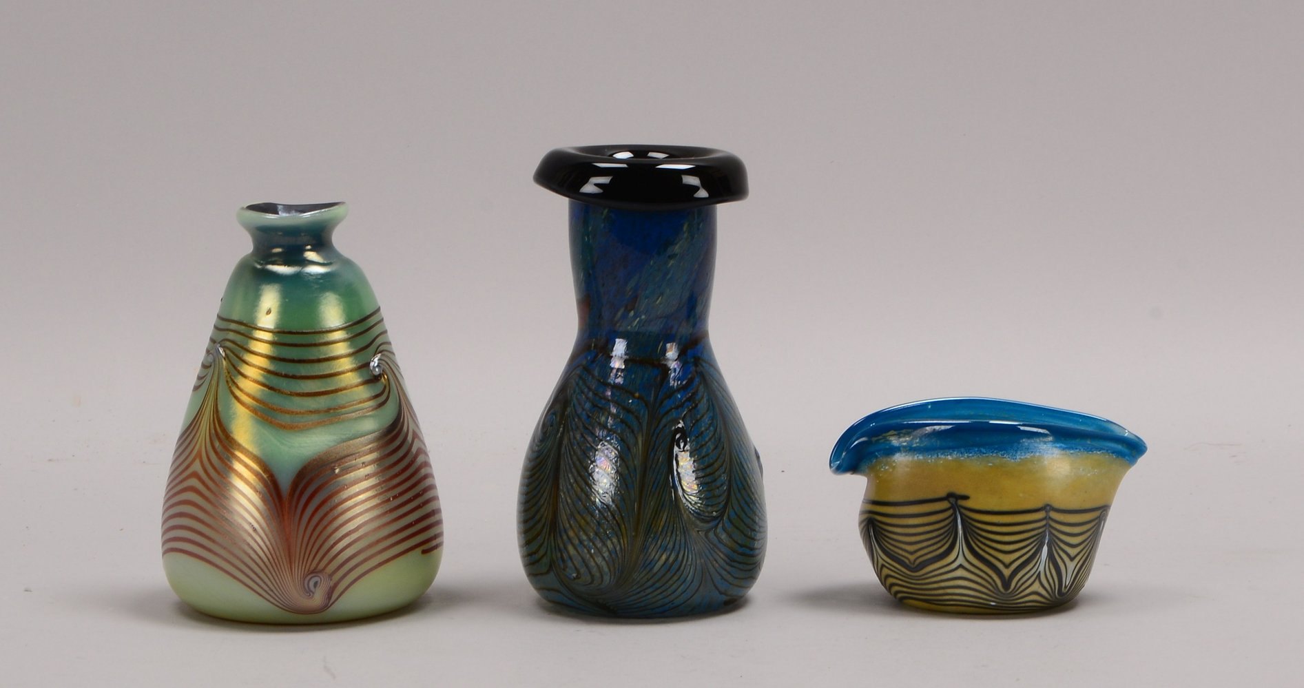 Eisch, 3 Glas-Tischvasen, versch. Ausf., jeweils signiert/datiert; Höhe 7 cm - 15,5 cm