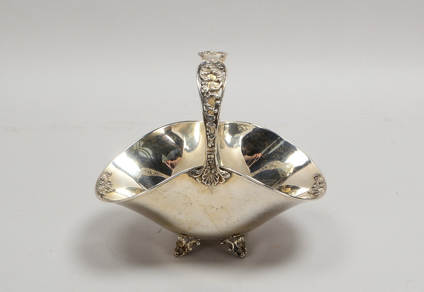 Henkelschale, 800 Silber, ovale Form; Maße 21 x 12 x 18 cm, Gewicht 326 g