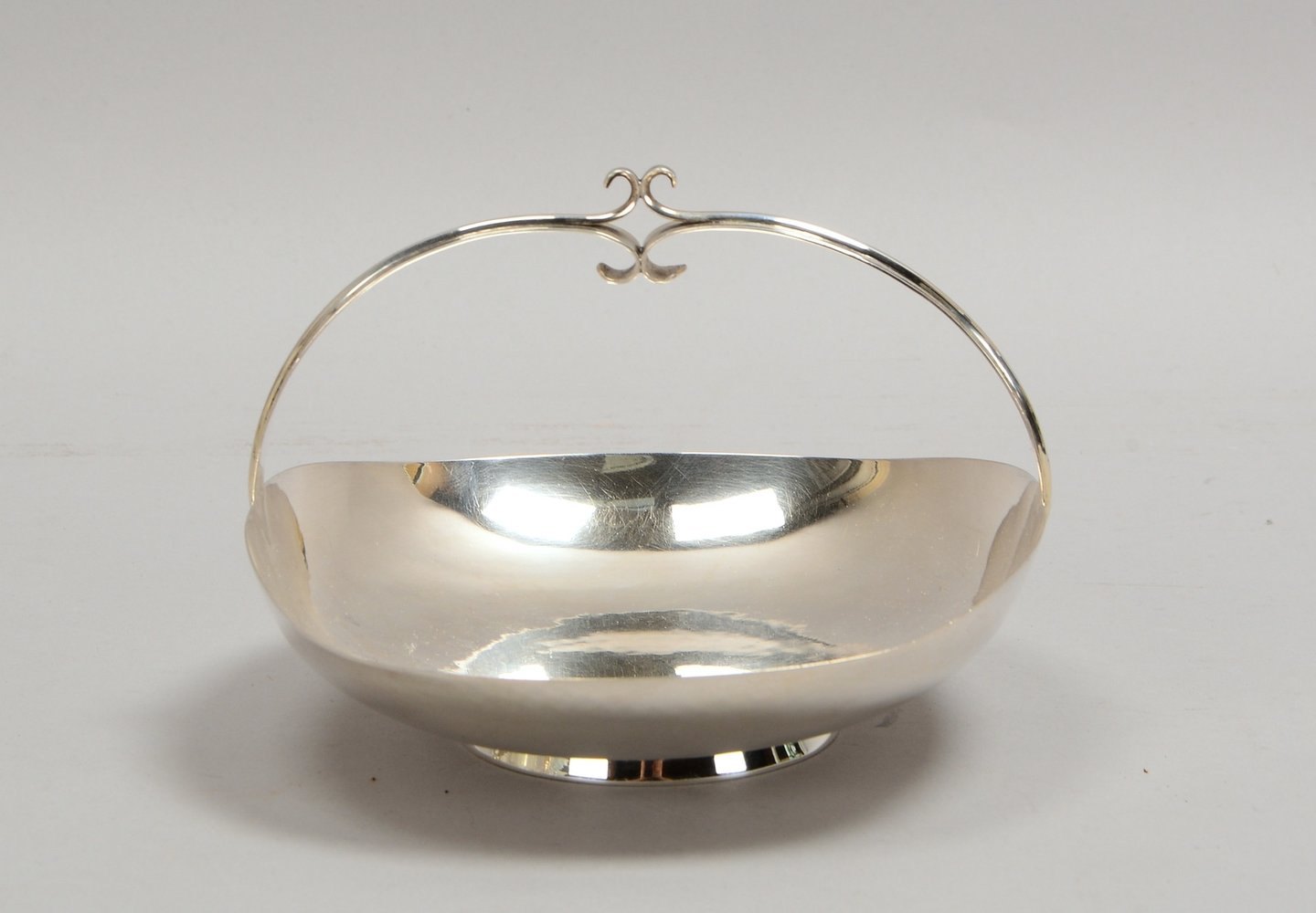 BWKS, Henkelschale, 835 Silber; Maße 17 x 15 x 11 cm, Gew. 201 g