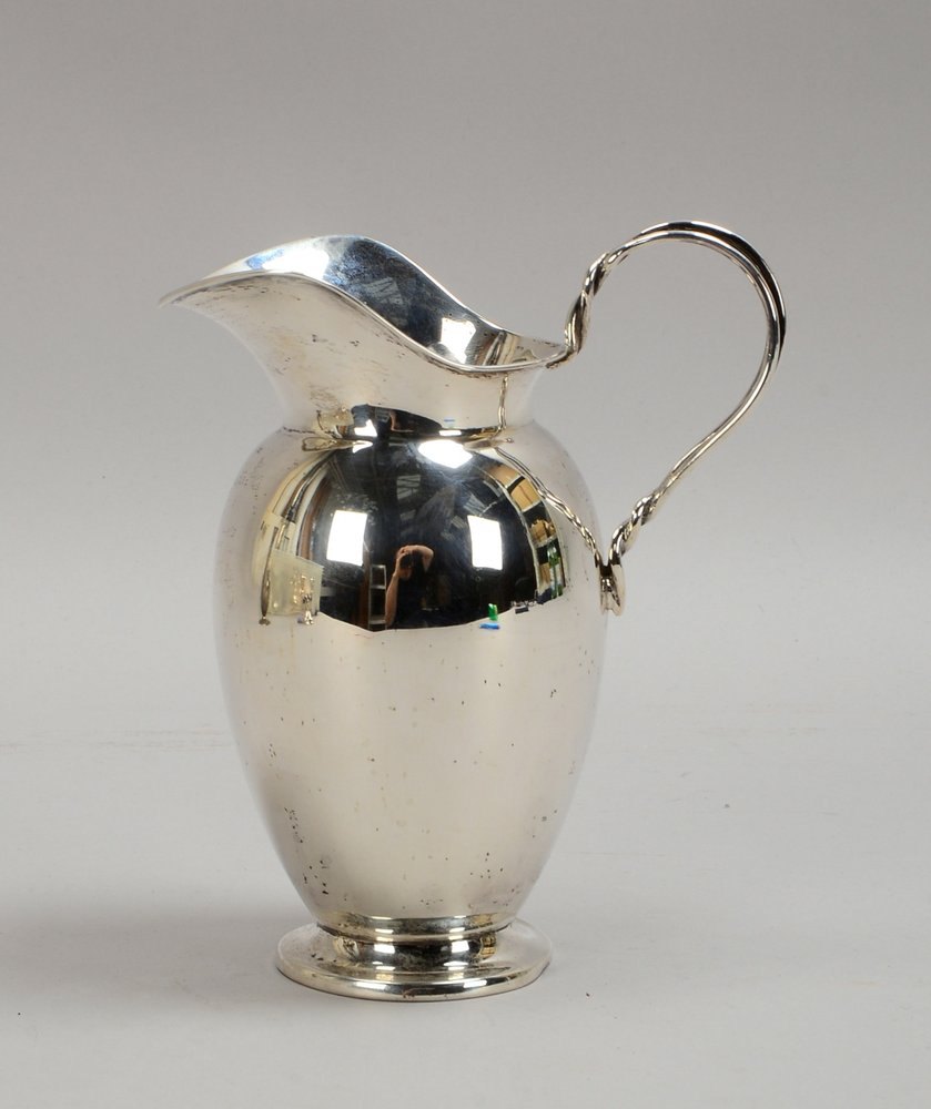 Schenkkrug, 925 Silber, mehrf. punz. (u.a. Manufakturpunze); Höhe 17 cm, Gew. 266 g