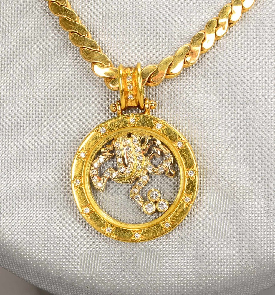 Collier, 750 GG (gest.), vergl. Anh. mit Diam., Federringschließe; Gew. Kette 13 g, Anh. 10,50 g