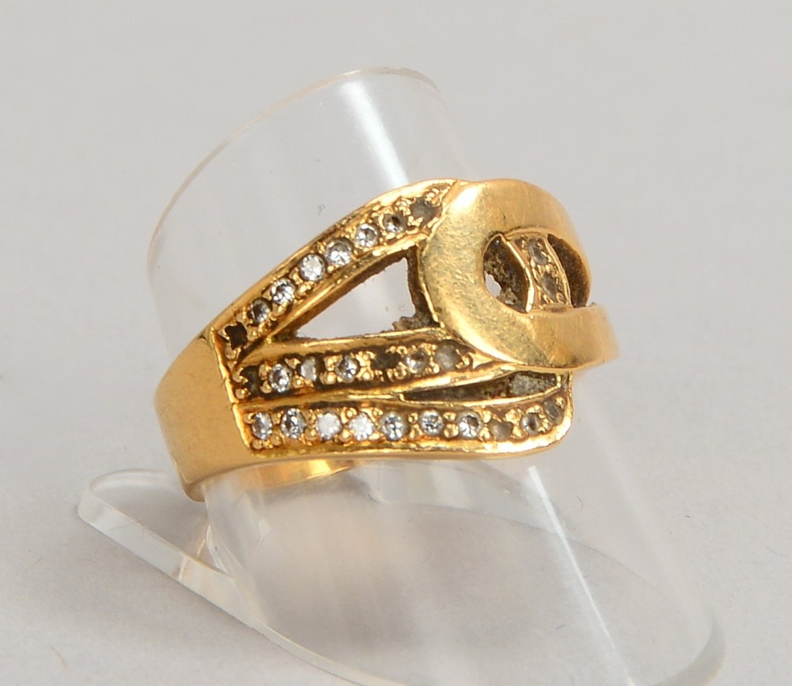 Ring, 585 GG (gepr.), besetzt mit 27x kleinen Diamanten; RG 60, Gew. 7 g