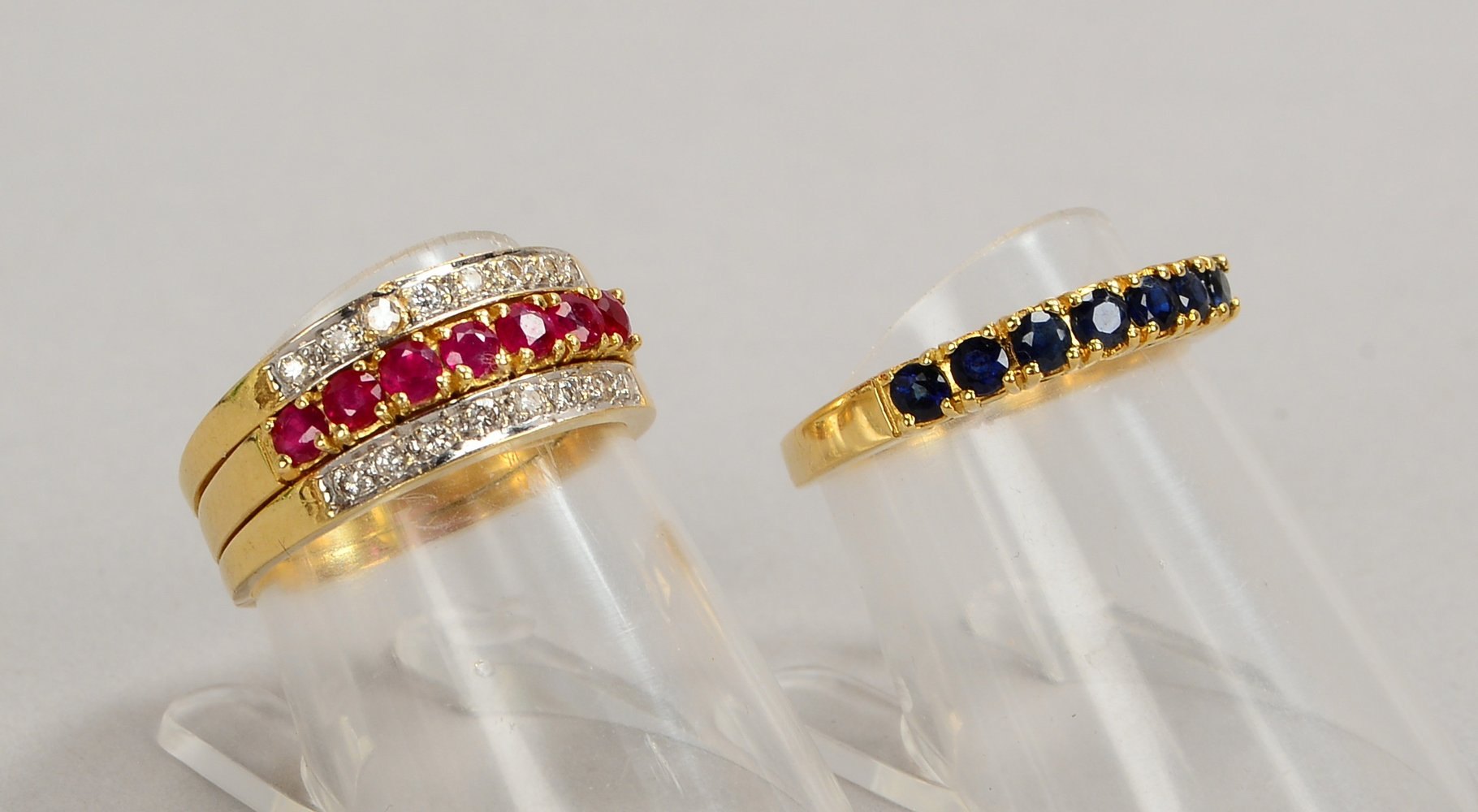 Ringe-Set, 585 GG/WG (gest.): Ring mit 16x kl. Brill. und 2x Vorsteckringe; Gew. 7,50 g