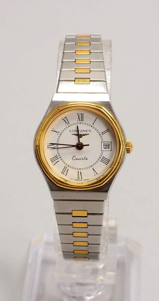 DAU Longines, Quarz, mit Stahl-Geh./Armband - Fkt. ungepr.; Maße 31 x 36 mm