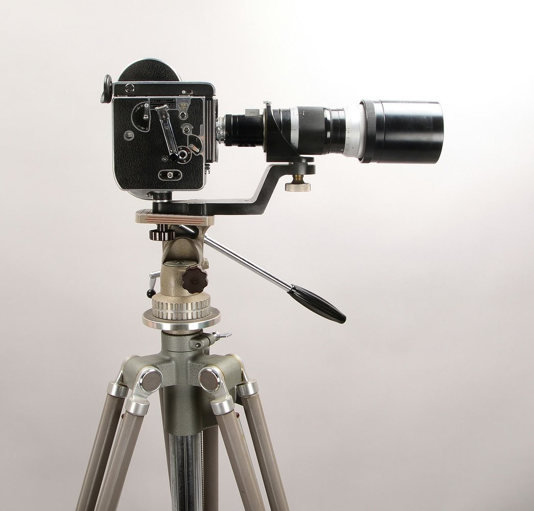 Alte Filmkamera, Bolex Paillard 'H16 Reflex', Ernst Leitz 'Telyt', 'f=40 cm, 1:5', u.a.