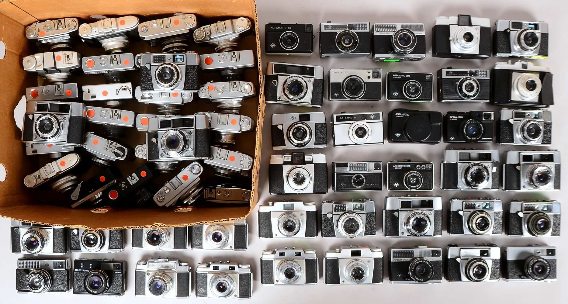 Agfa-Kameras: versch. Mod. ('Optima II', 'Ambi Silette', 'Super Silette', u.a.), mit Obj., 66 St.