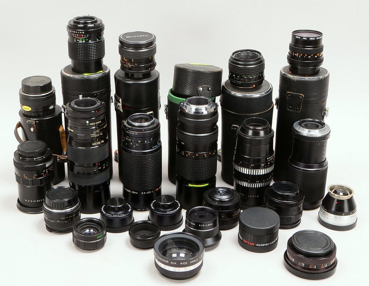 Fotogr.-Konvolut, versch. Kamera-Obj.: Panagor, Tokina, Albinar, Soligor, u.a., 20 St.