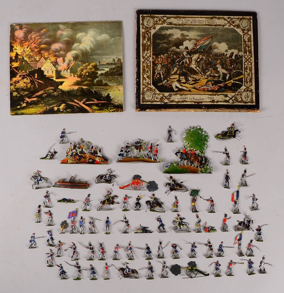 Zinnfiguren, alt (E. Heinrichsen/Nürnb.), ca. 100 histor. Figuren zur 'Schlacht bei Waterloo'