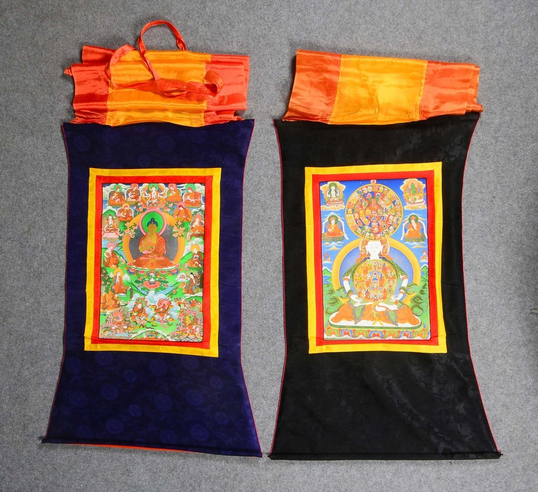 2 buddh. Thangkas mit Buddha-Darst. 'Maitreya Jampa', und 'Adibuddha Vajrasattva'