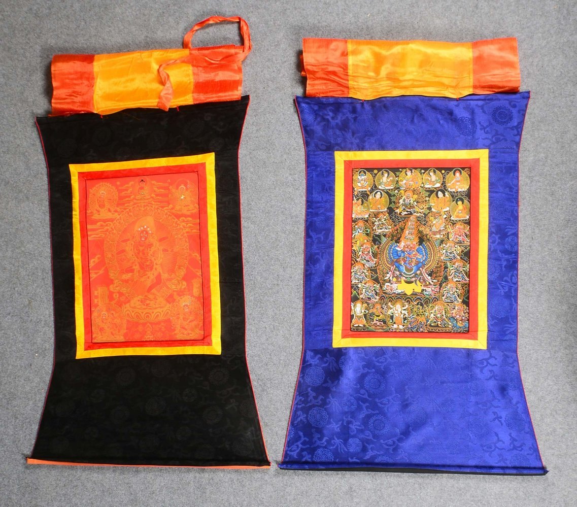 2 buddh. Thangkas mit traditionellen Darst. 'Kurukulla', und 'Mahottara Heruka'