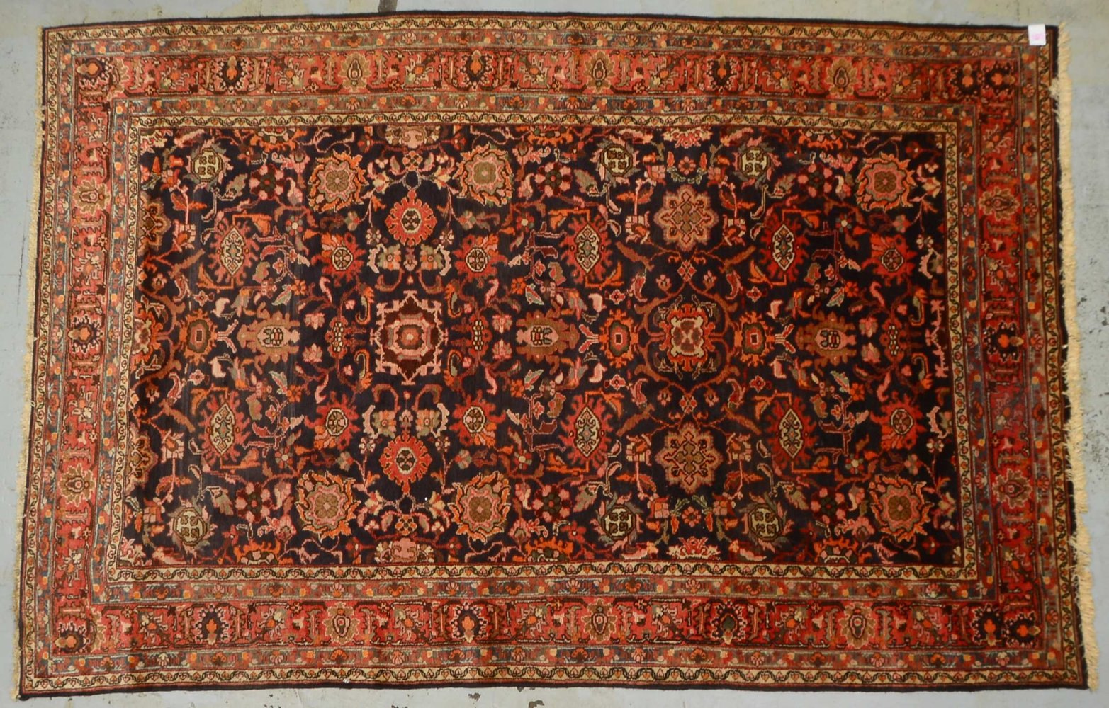 Malayer, alt, Flor in guter Erhaltung; Maße 333 x 215 cm