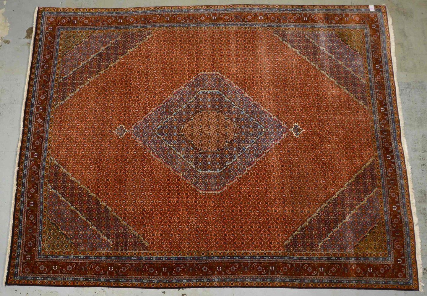 Moud (Iran), feste mittelfeine Kn., komplett, guter Zust.; Maße 380 x 297 cm