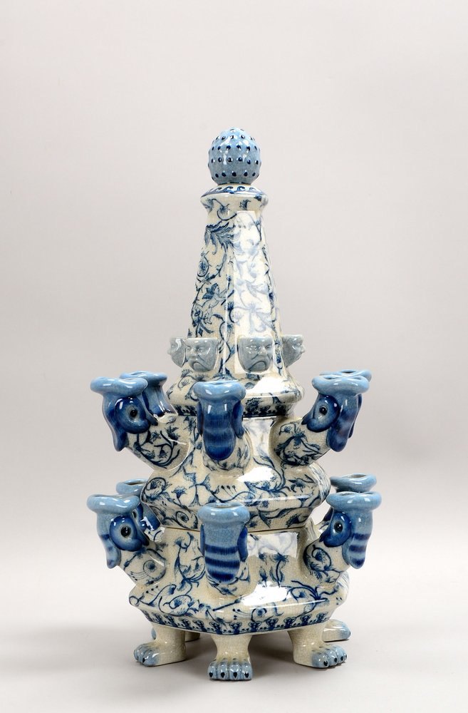 Porz.-Tulpenvase (Niederlande - Bodenmarke ungedeutet), 2-tlg., figürl.; Höhe 56 cm