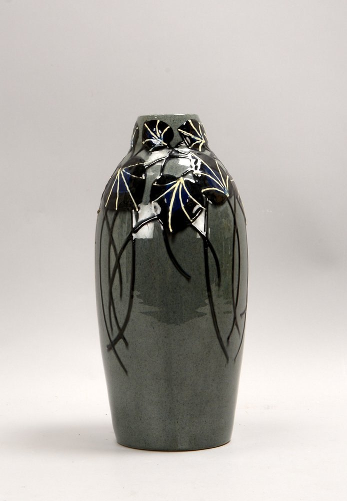 Kunsttöpf. Kandern, Keramikvase, 'Seerosenblätter', wohl Prof. Laeuger, sign.
