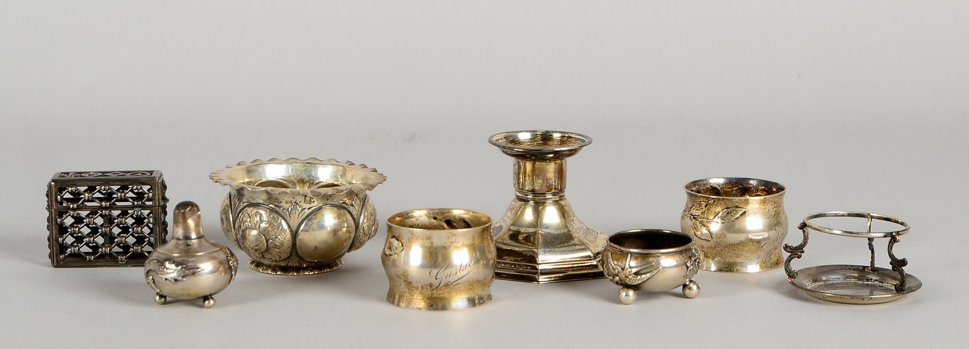 Tischsilber: 2x Schalen, 2x Serviettenringe, 1 Tischkerzenhalter, u.a.; Gew. 422 g