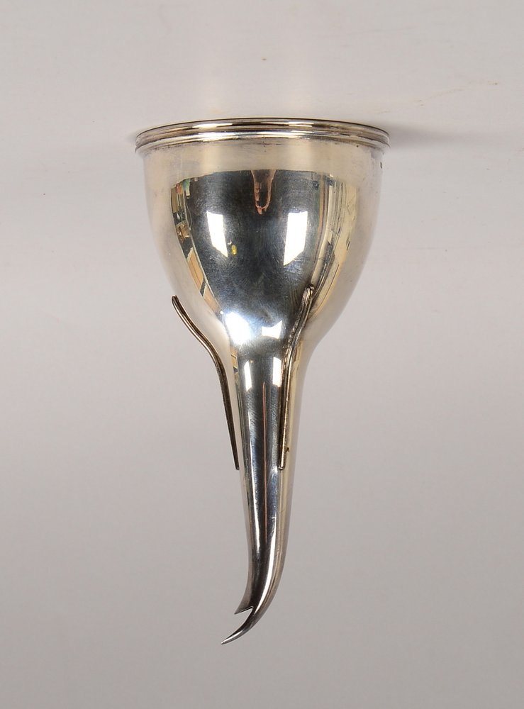 Wilkens & Danger, Weindekanter-Sieb, 835 Silber; Länge 14 cm, Gewicht 95 g