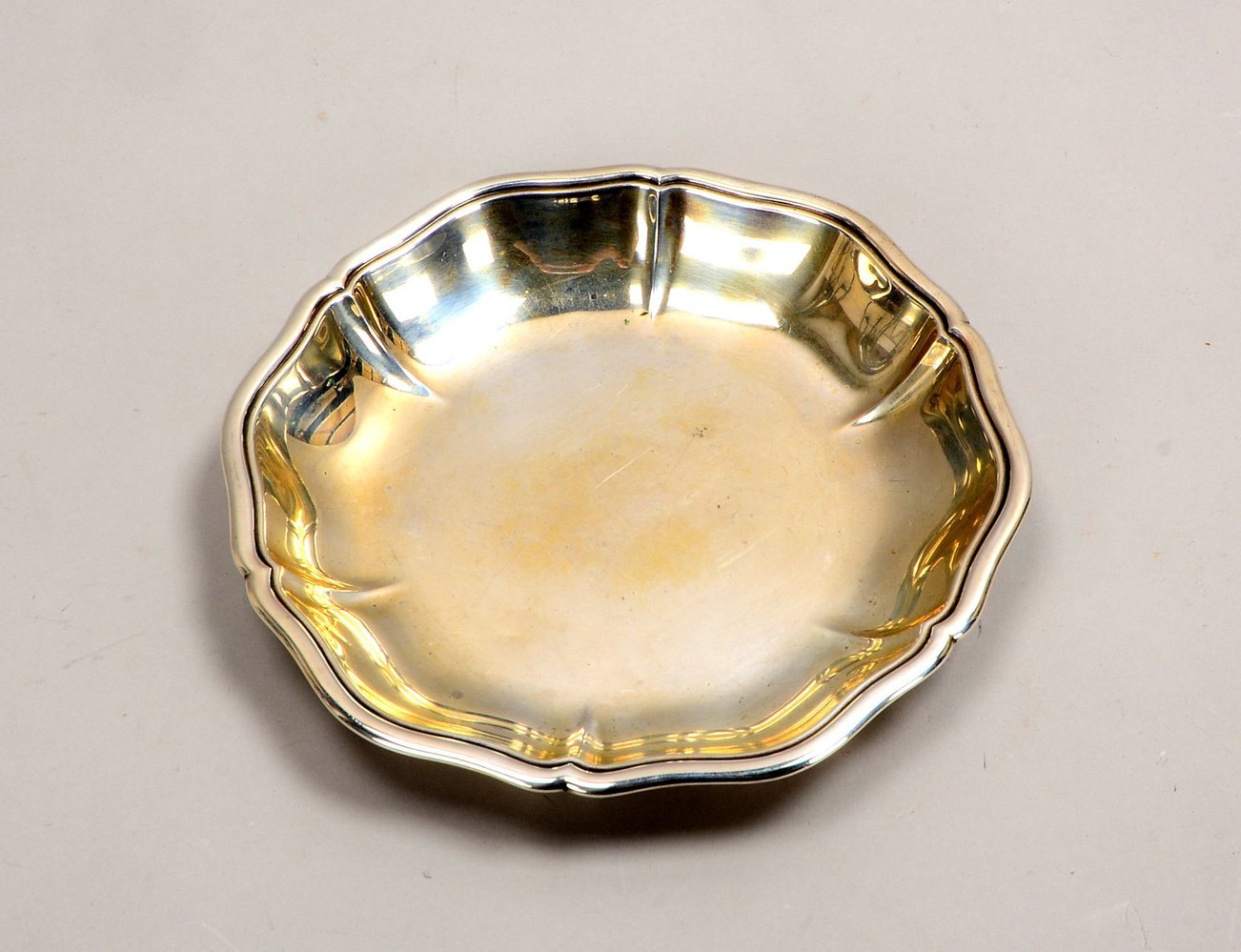 Wilkens, Brotschale, 825 Silber, mit Dresdner Barockrand; Ø 21 cm, Gew. 168 g