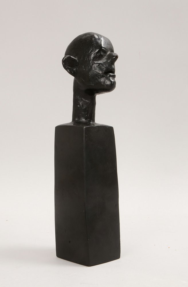 Speder, Joh., Bronzefigur, 'Kopfstele', Aufl. '9/30', Gießerst. 'Wittkamp/Elmenhorst'