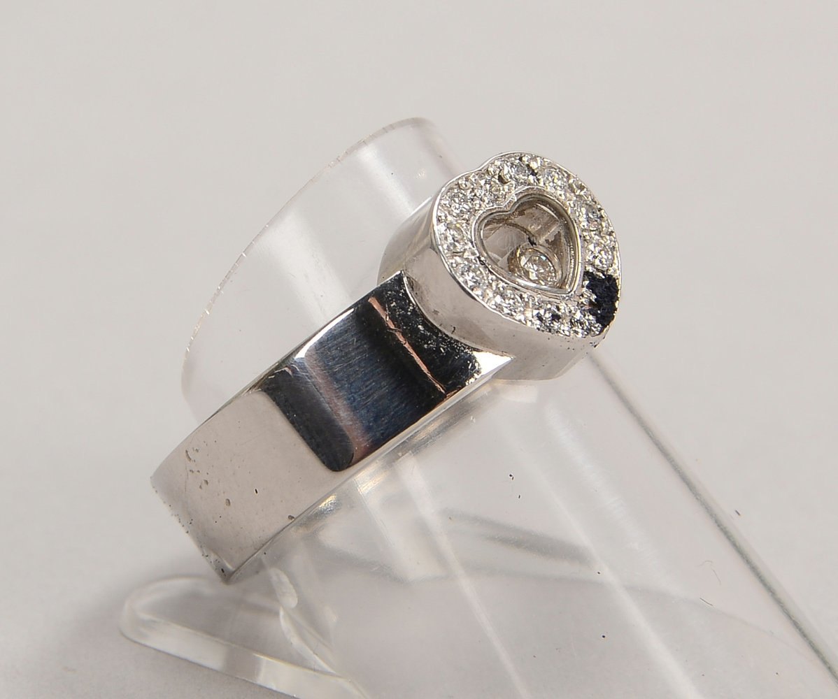 Chopard-Ring ('Happy Diamonds'), 750 WG (gest.), 'Herz' mit Diam.; Gew. 11,30 g -